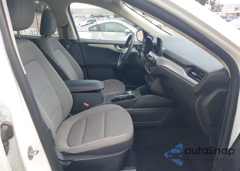 2020 Ford Escape Se z USA, uszkodzony, nr VIN 1FMCU0G67LUC76082